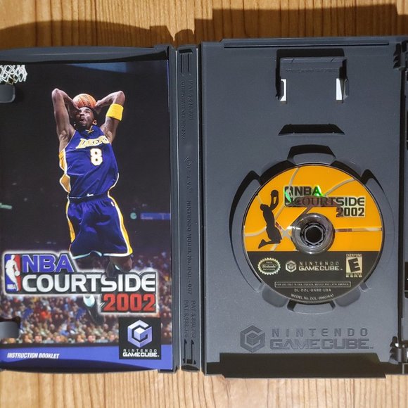 NBA Courtside 2002 feat Kobe Bryant Gamecube game (CIB) - Picture 2 of 4